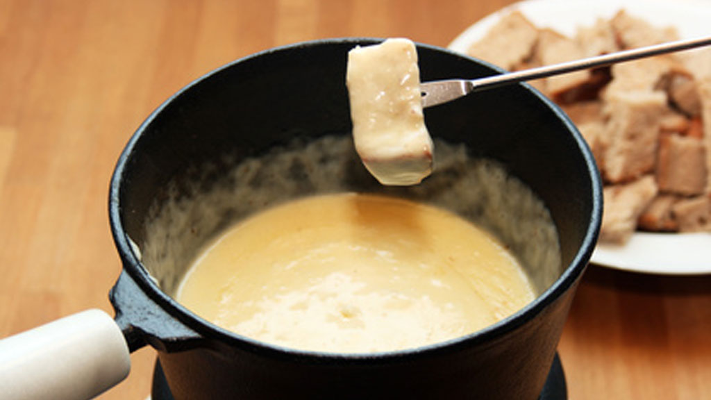 Fotolia_11370008_XS_1024 Käsefondue klumpt
