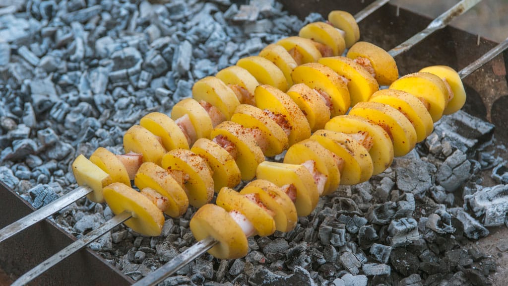 Kartoffeln am Spiess