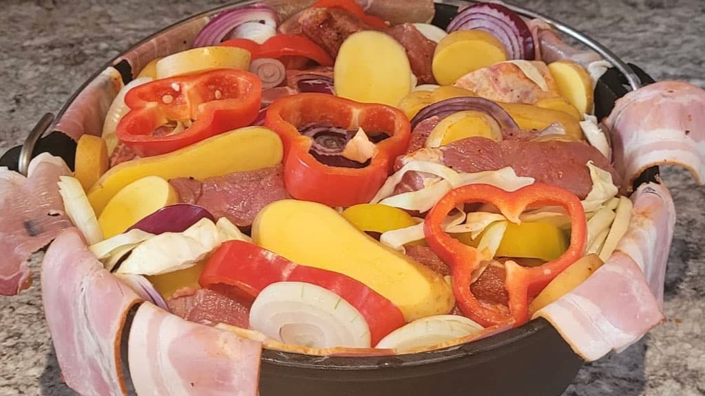 Schichtfleisch im Dutch Oven