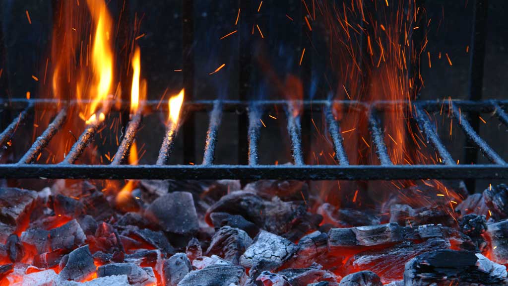 Depositphotos_333950878_XL_1024 Grillrost aus Gußeisen